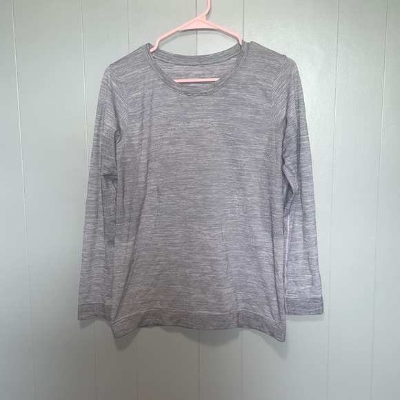 Lululemon Swiftly Tech Long Sleeve Black and White Striped Race Length Size 6 - Picture 1 of 7